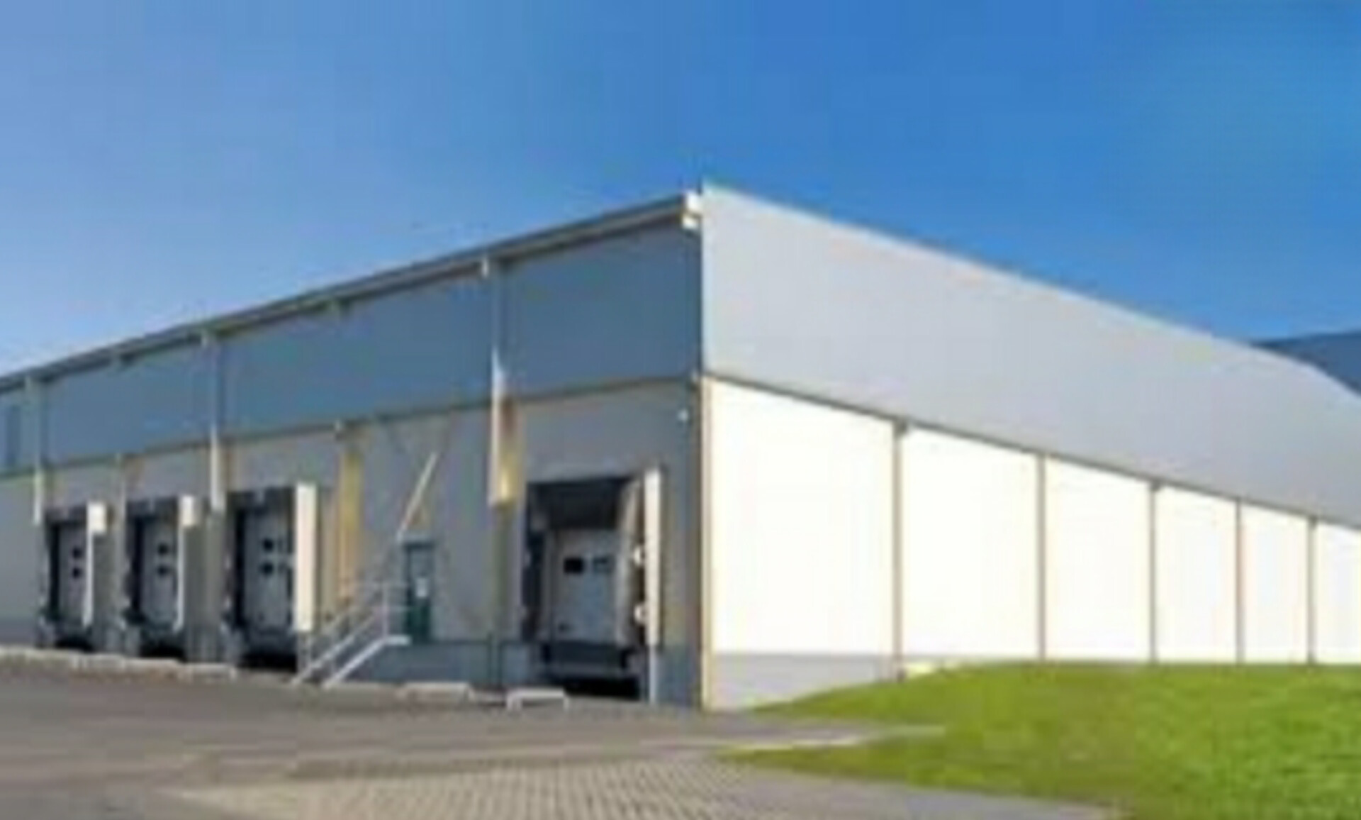 هناجر مستودعات صناعية